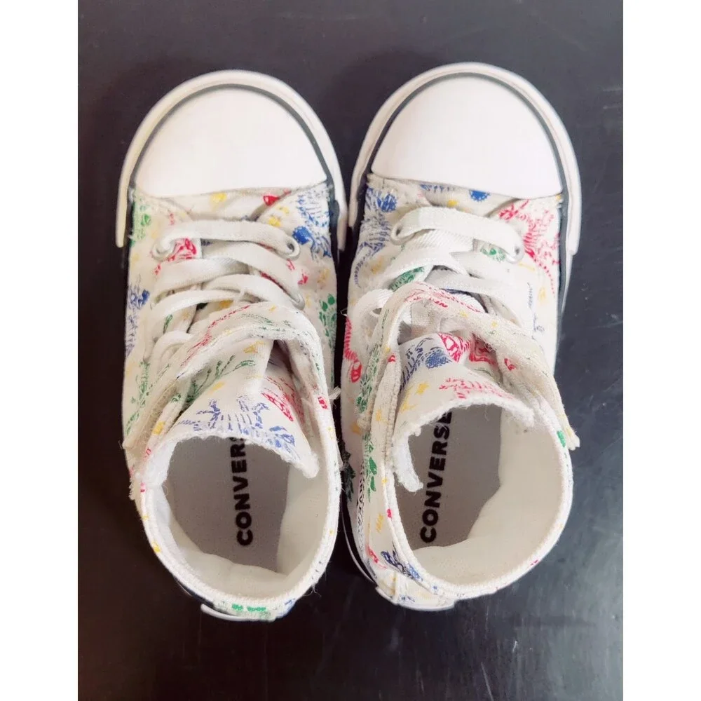 Converse Chuck Taylor TODDLER Size 2, Hi-Top White Dinosaur Bones Pre-owned